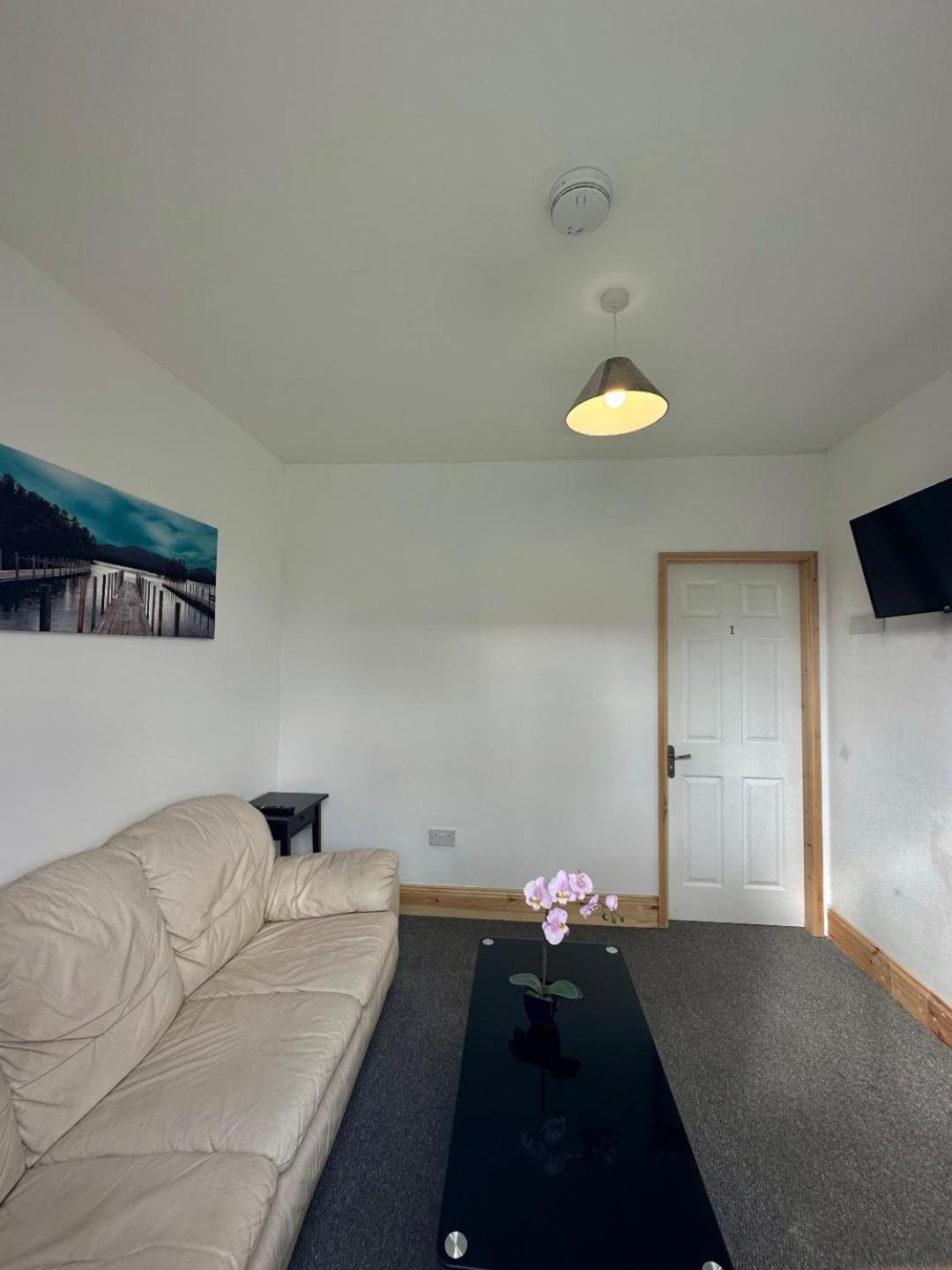 Browning House 3 Bedroom 6 Beds Long Or Short Stay Дерби Экстерьер фото