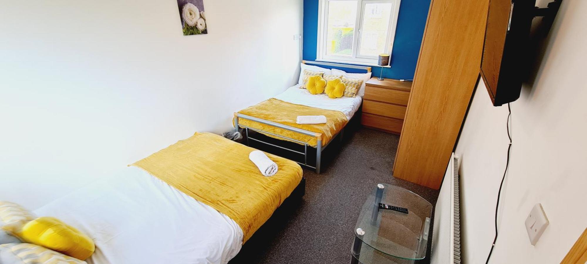 Browning House 3 Bedroom 6 Beds Long Or Short Stay Дерби Экстерьер фото