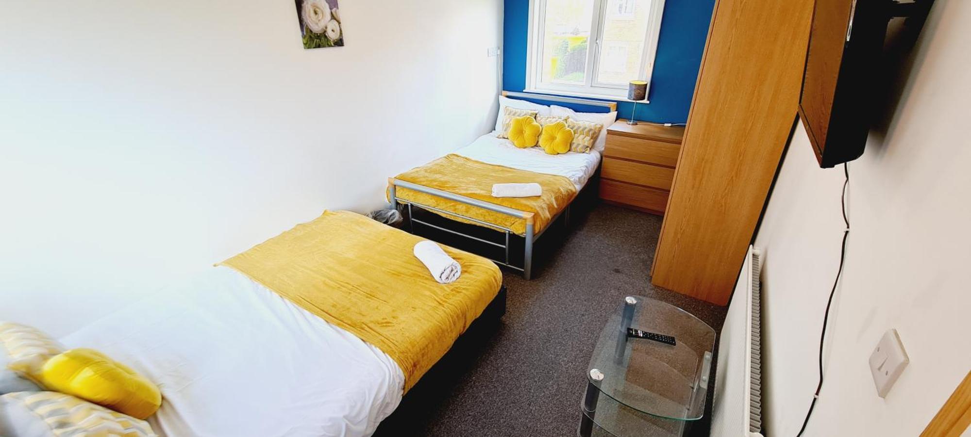 Browning House 3 Bedroom 6 Beds Long Or Short Stay Дерби Экстерьер фото