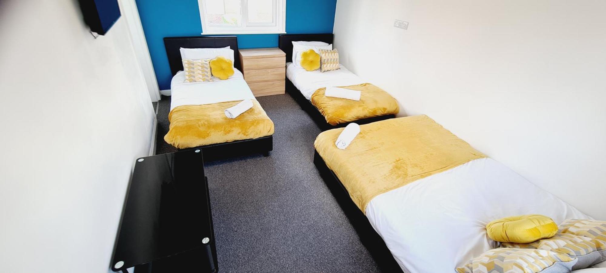 Browning House 3 Bedroom 6 Beds Long Or Short Stay Дерби Экстерьер фото